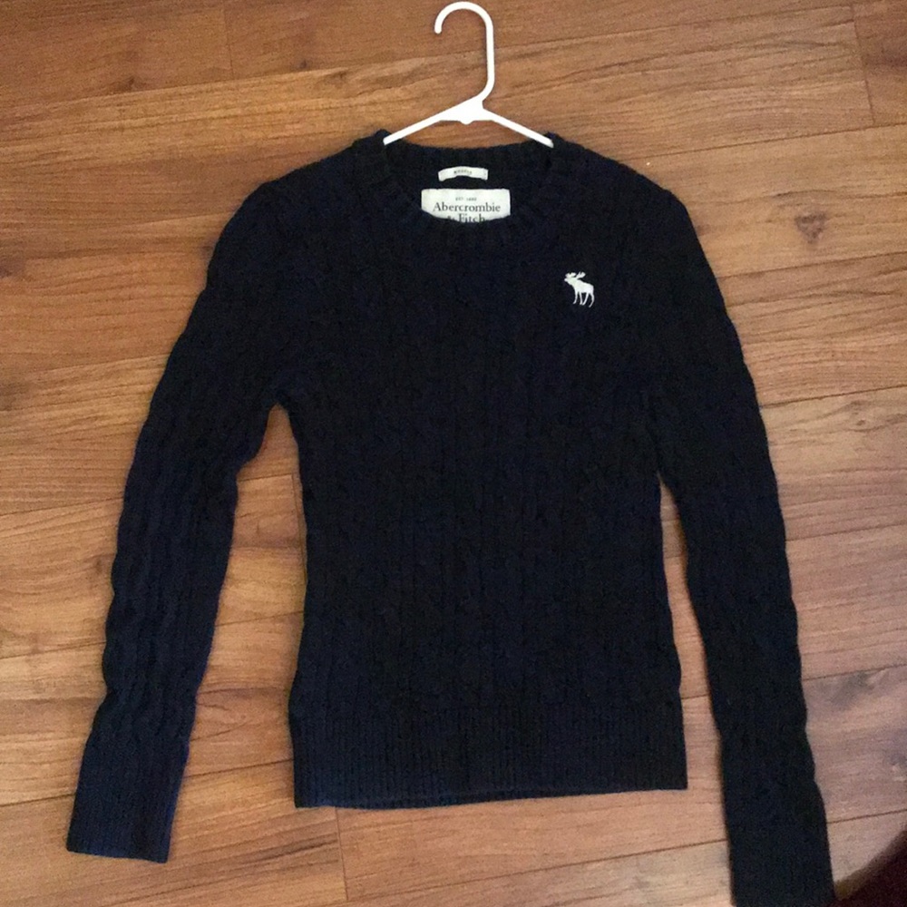 Abercrombie & fitch. sweater